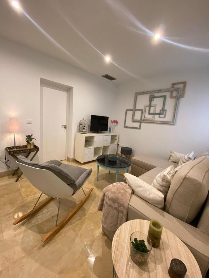 Triana Cathedral House Apartment Sevilla Bagian luar foto